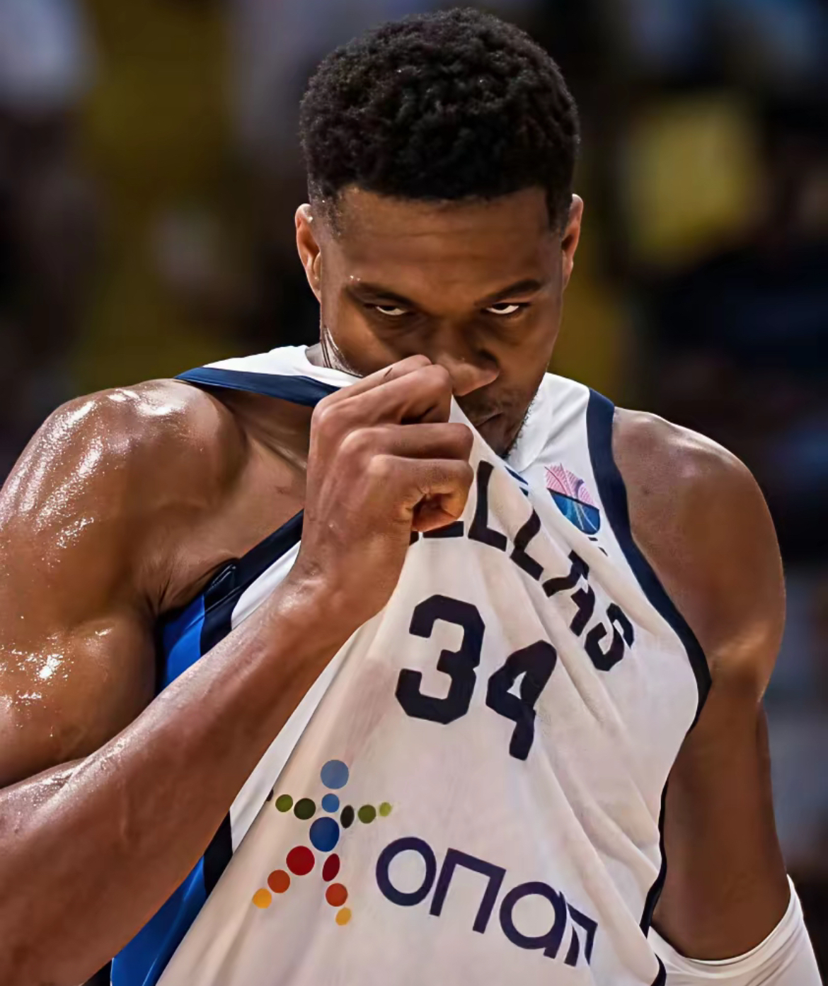 亚博体育APP-库尔图瓦和德布劳内事件